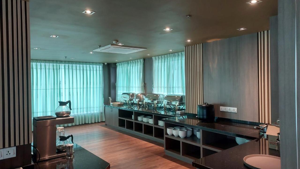 Hotel Grand Galaxy Yangon Exterior foto